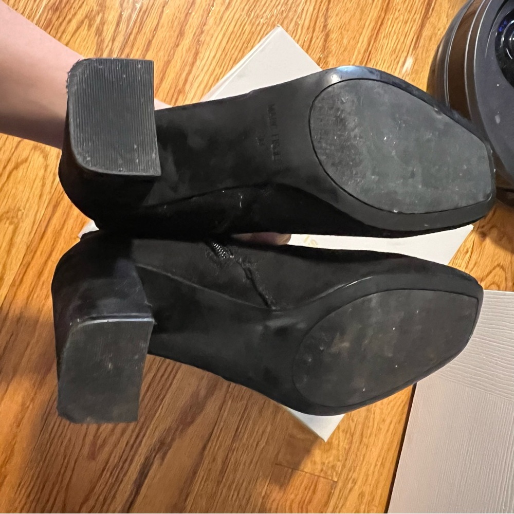 Marc Fisher Black Suede Ankle Boots Size 7.5 - Picture 6 of 6